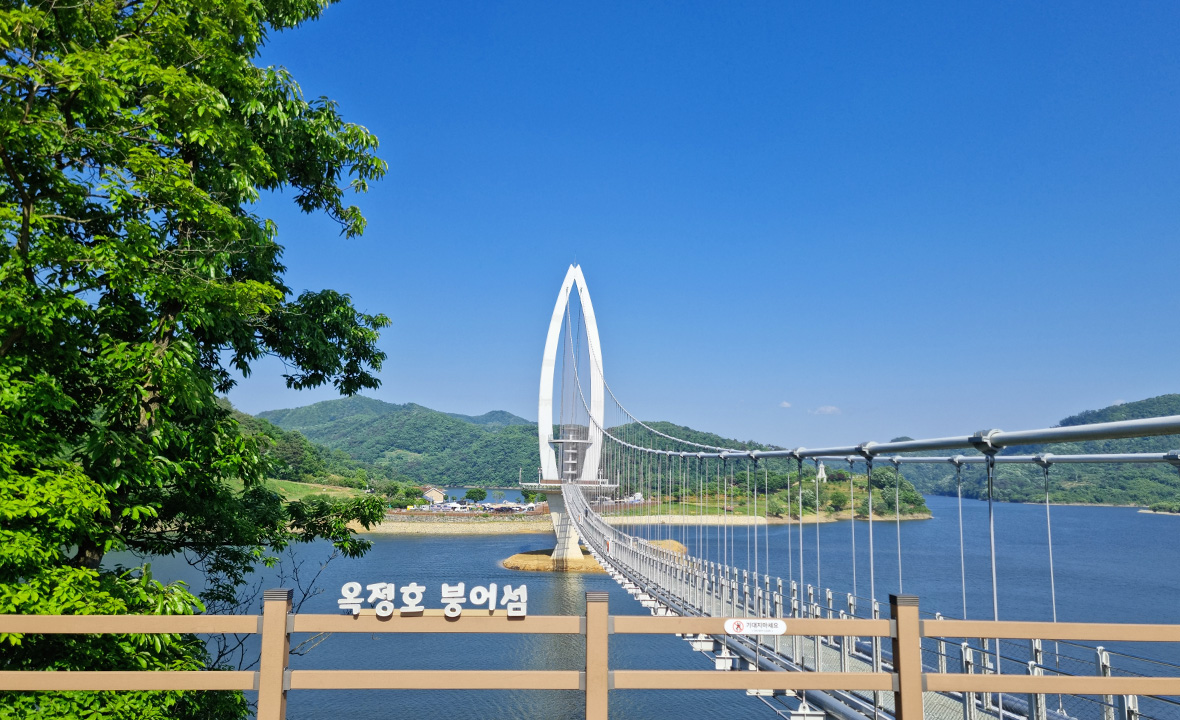 옥정호출렁다리_1.jpg