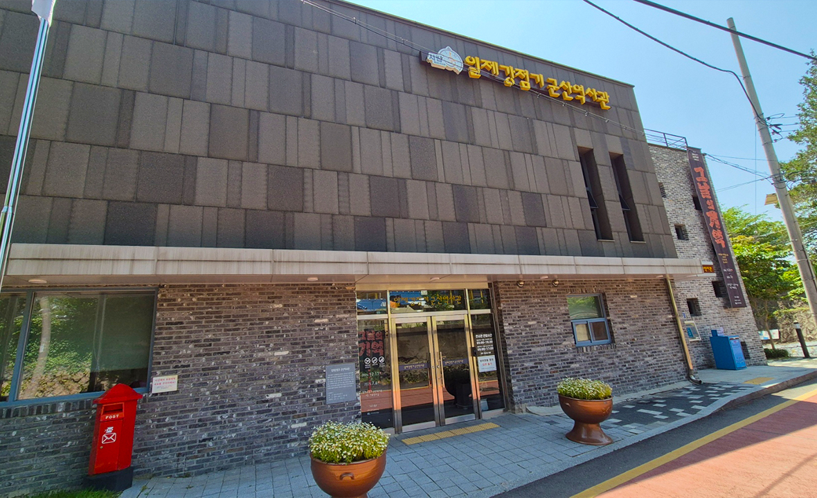 02.jpg