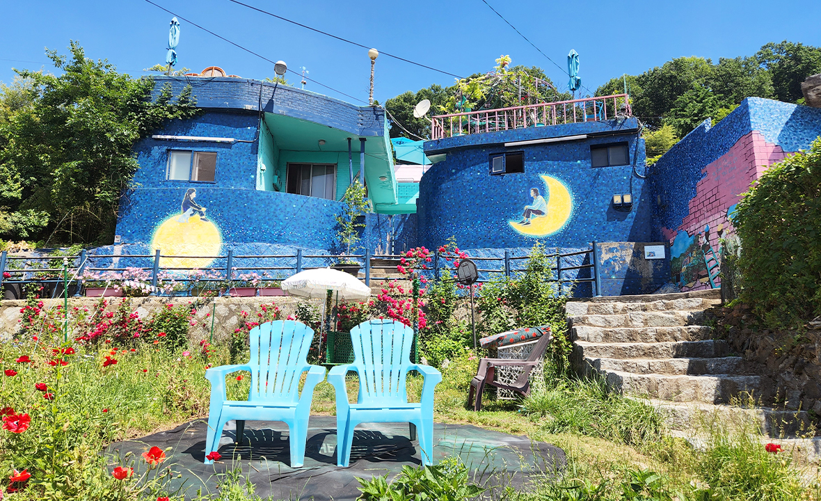 코스 중 자만벽화마을의 대표 이미지