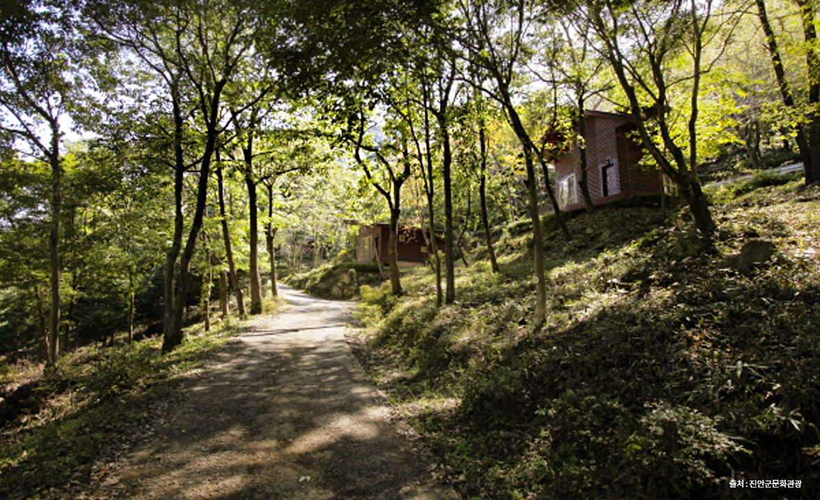운장산자연휴양림3.jpg